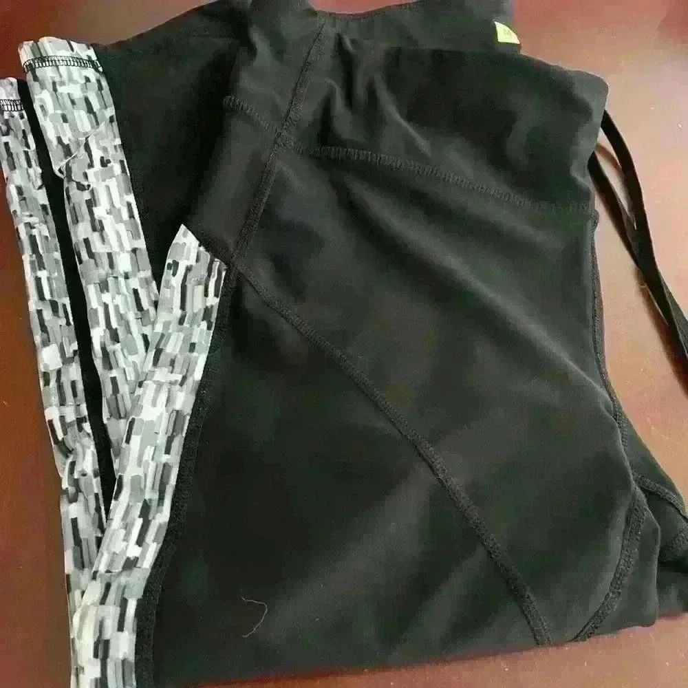 Xersion Work Out Pants